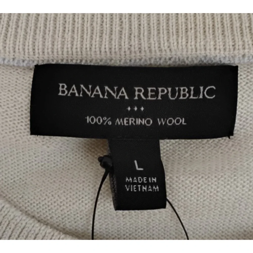 Banana Republic 100% Merino Wool Sweater Men's L Cream Crew Neck NWT #J5084